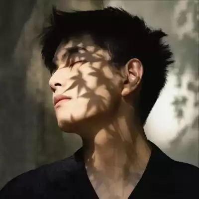 黄莉颖